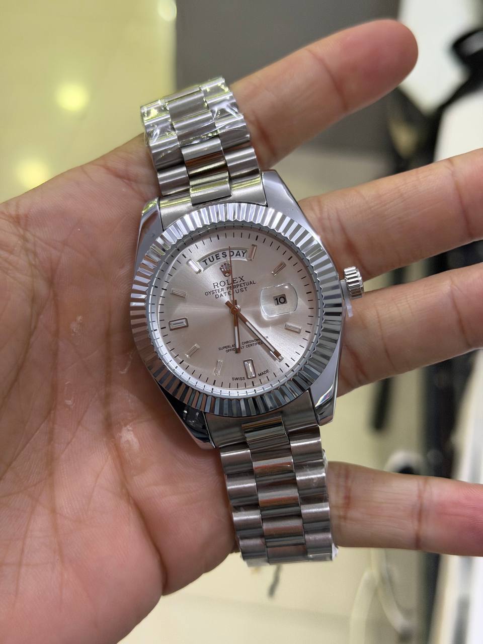 Rolex Day-Date – Acero Plateado Esfera Silver Brazalete President